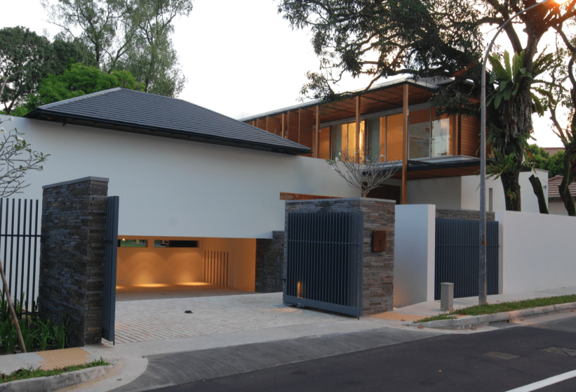 Rochalie Drive_3-min